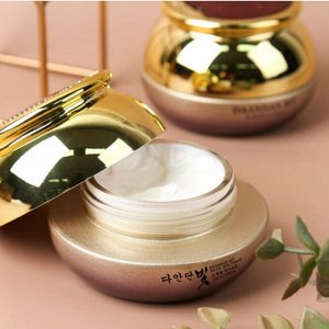 Jigott Питательный крем для век с муцином улитки / Daandan Bit Snail Eye Cream, 50 мл
