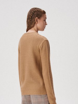 Пуловер с косами