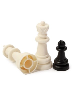 Классические шахматы, пластиковые, с фигурками и доской 31x31 см