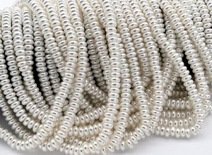 Бусины из майорки рондель 7*3мм цв.белый, 40см, 130 бусин