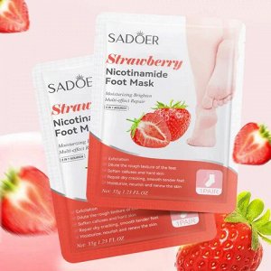 Sadoer Strawberry Nicotinamide Foot Mask Маска-пилинг для ног клубника