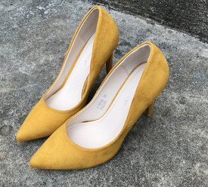 Туфли на шпильках из эко.замши,жёлтый