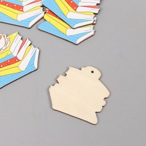 Декор для творчества дерево «Стопка книг и чашка кофе», 4x4.3x0.3 см