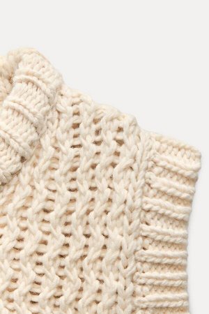 Топ Цвет как на первом фото СТРУКТУРНЫЙ ТРИКОТАЖНЫЙ ЖИЛЕТ (STRUKTURSTRICKWESTE) Жилет крупной вязки с круглым вырезом и рукавами без рукавов. СОСТАВ МАТЕРИАЛА, ИНСТРУКЦИИ ПО УХОДУ И ПРОИСХОЖДЕНИЕ СОСТ