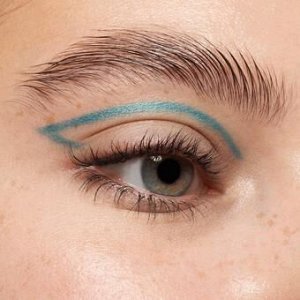 Карандаш д/глаз essence Kajal Бирюзовый т.25