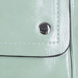 Сумка женская, отдел с перегородкой на молнии, 2 наружных кармана, длинный ремень, цвет зелёный