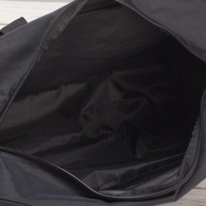 Сумка дорожная, отдел на молнии, 2 наружных кармана, длинный ремень, цвет чёрный