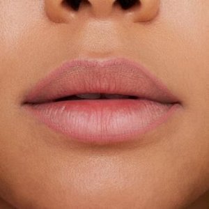 Карандаш для губ essence 8h matte comfort lipliner 04