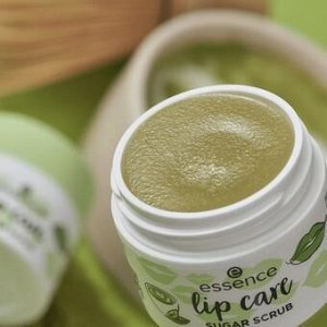 Скраб для губ essence lip care Sugap scrub 02