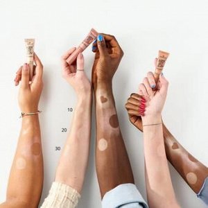 Хайлайтер жидкий essence Baby Got Glow liquid Highlighter 10