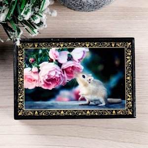Шкатулка «Крыска с цветочками», 6-9-4 см, лаковая миниатюра