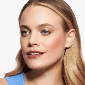 Помада д/губ Catric жидкая глянцевая Shine Bomb Lip Lacquer 070
