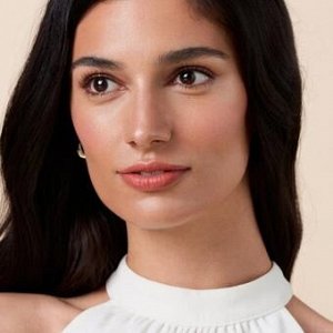 Флюид Catrice с эффектом мягкого свечения Soft Glam Filter Fluid 030