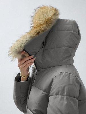 Куртка женская зимняя с мехом енот премиум класса серого цвета 3215Sr