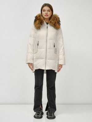 Куртка женская зимняя с мехом енот премиум класса бежевого цвета 381B