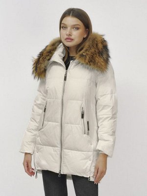 Куртка женская зимняя с мехом енот премиум класса бежевого цвета 381B