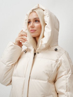 Пальто летучая мышь женское с капюшоном зимнее бежевого цвета 9619B