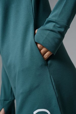 8520 Платье с капюшоном