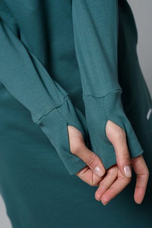 8520 Платье с капюшоном
