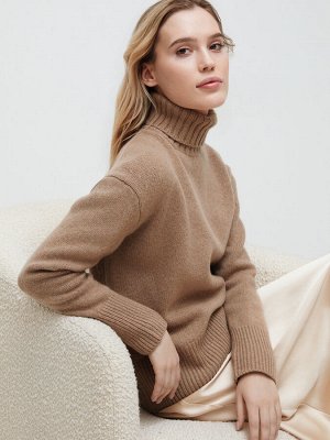 Женский свитер MAISON DAVID