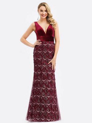 Вечернее длинное бордовое платье с V-образным вырезом и пайетками