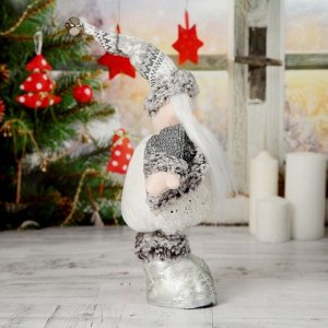 Мягкая игрушка "Дед Мороз в шубке" 19х55 см (в сложенном виде 37 см) серебро