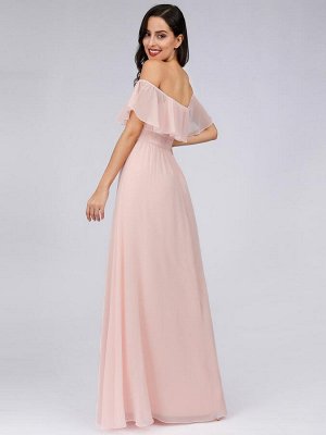 Вечернее длинное  розовое платье с открытыми плечами  и разрезом