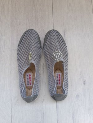 Кроссовки женские летние 37р