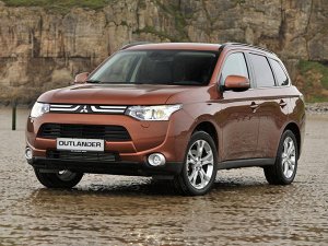 Ковры салонные 3D 1+2 ряд  Mitsubishi Outlander  (07.2012--) правый руль