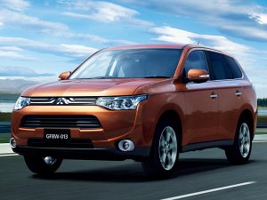 Ковры салонные 3D 1+2 ряд  Mitsubishi Outlander (гибрид) GG2W (07.2012--) правый руль