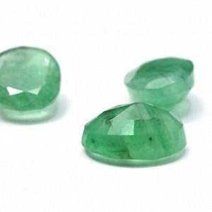 Кабошон изумруд овал 6*8мм в ювелирной огранке, 1,1ct