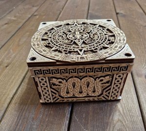 Шкатулка резная Майя