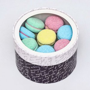 Коробка для макарун тубус с окном « Рукопись » 16x16x9 см