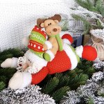 Санта Клаус с оленем