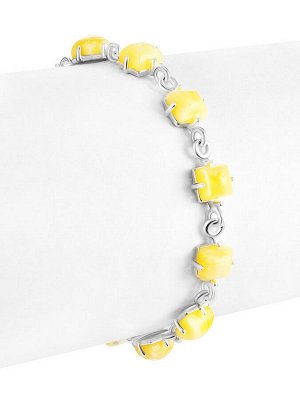 Нежный браслет со светло-медовым янтарём «Вега»