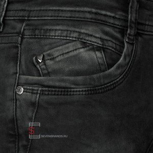 375885, Black