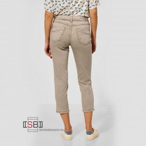 374962, Beige