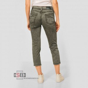 374962, Beige