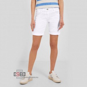 376015, White