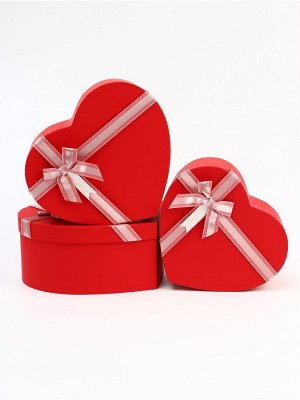 Набор подарочных коробок сердце 3 в 1, красный матовый, 31x27x13.3; 28x25x11.7; 26x23x10.3 см