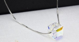 Подвеска Подвеска с цепочкой + камень SWAROVSKI - Crystal, камень очень красиво играет!