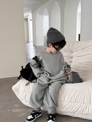 Костюм детский: свитшот и штаны