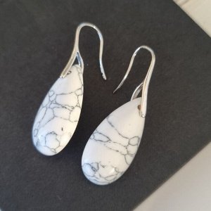 Серьги длинные подвески натуральный камень белый Хаулит, 1045, арт.218.172