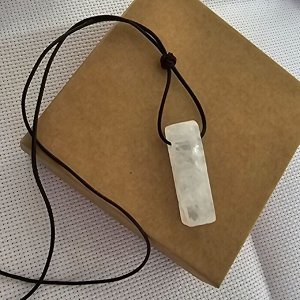 Подвеска на шнурке из натурального камня Горный Хрусталь, 1023, арт.218.211