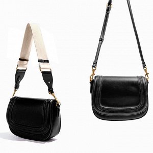 Сумка Сумка бренда &quot; ZARA &quot;- это всегда отменный стиль и высокое качество.Комплектуется 2-мя длинными ремнями: узким кожаным и широким тканевым.
Материал : экокожа
Размер: см.фото