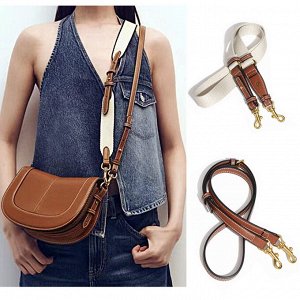 Сумка Сумка бренда &quot; ZARA &quot;- это всегда отменный стиль и высокое качество.Комплектуется 2-мя длинными ремнями: узким кожаным и широким тканевым.
Материал : экокожа
Размер: см.фото