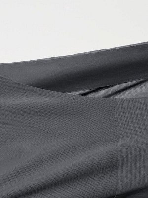 UNIQLO - эластичные бесшовные трусы-боксеры AIRism