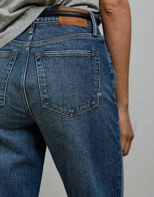 AE77 Premium Bootcut Crop Jean