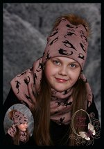 Трикотажный комплект «Crazy Кошки» (грязно-роз.)с помпоном из нат. меха енота