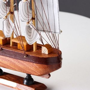 Сувенирная модель корабля сувенирный средний «Вормс».